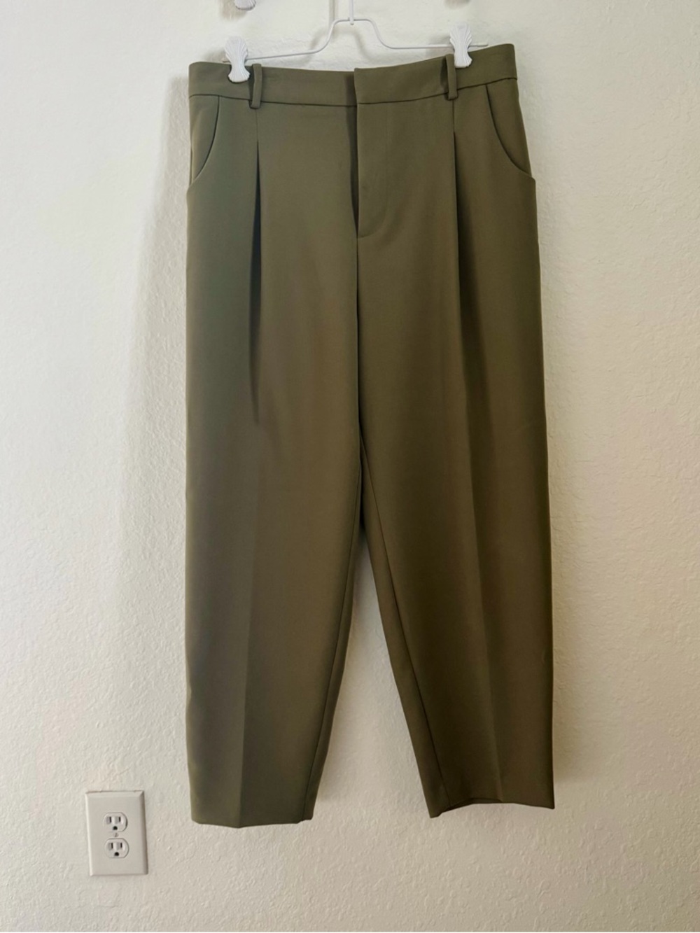 ZARA Women’s Olive Green Pleated Pants size Medium - Picture 2 of 5